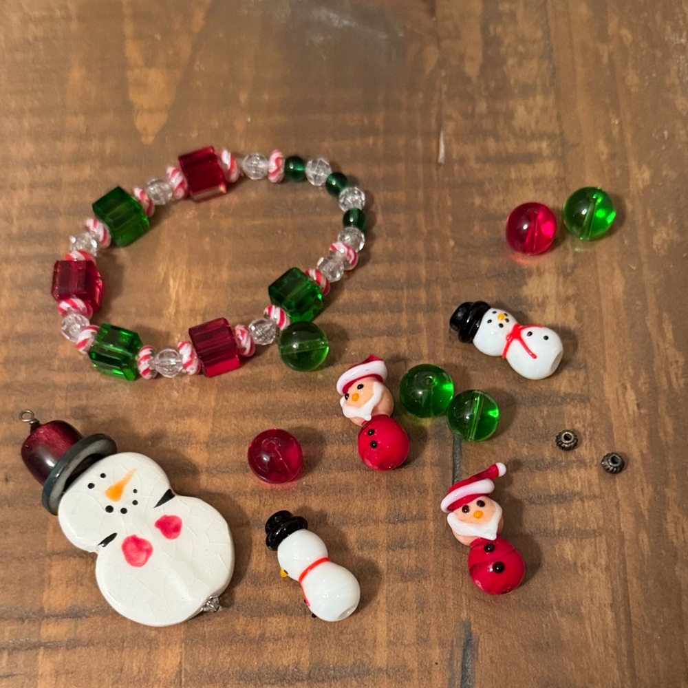Christmas Snowman Elf Beads + Bracelet-Red Green